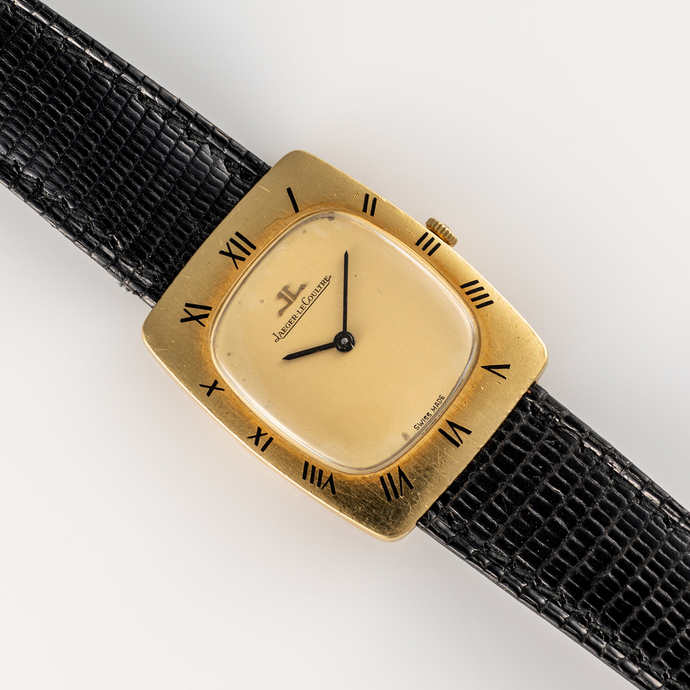 A RARE & UNUSUAL GENTLEMAN'S SIZE 18K SOLID GOLD JAEGER LECOULTRE WRIST WATCH CIRCA 1970s, REF. 9106 - Image 3 of 8