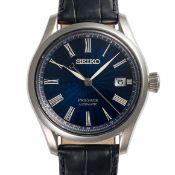 A GENTLEMAN'S SIZE STAINLESS STEEL SEIKO PRESAGE AUTOMATIC WRIST WATCH DATED 2018, REF. SPB075J1