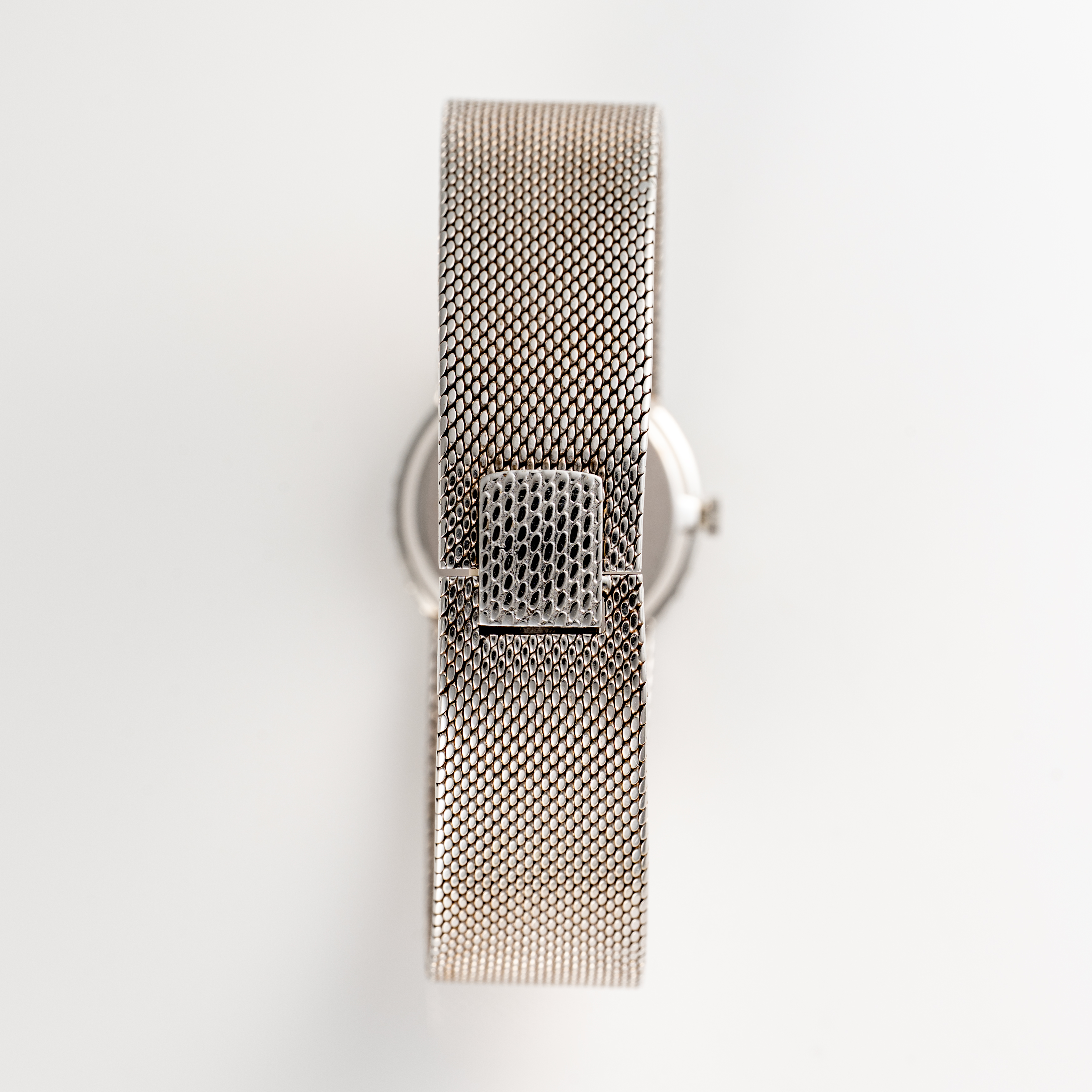 A LADY'S FINE 18K SOLID WHITE GOLD & DIAMOND PIAGET BRACELET WATCH CIRCA 1970s, REF. 9706 WITH - Image 10 of 10