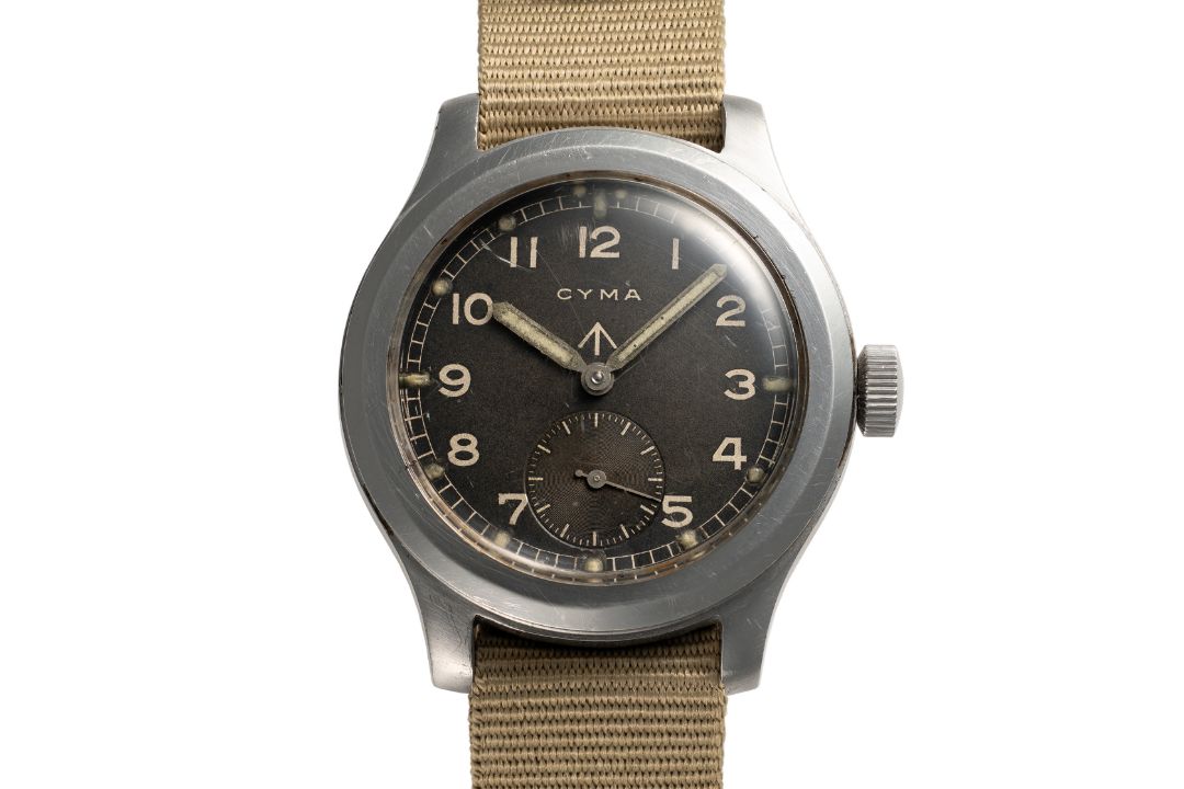 A GENTLEMAN'S SIZE STAINLESS STEEL BRITISH MILITARY CYMA W.W.W. WRIST WATCH CIRCA 1945, PART OF - Image 1 of 8