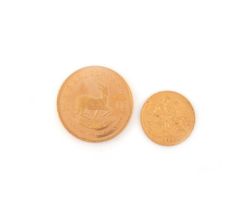 Two gold coins, comprising a 1/2 Krugerrand, 1988 and a 1/2 sovereign 1911