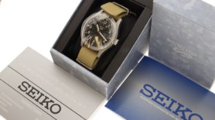 Seiko 5 Day & Date Automatic with Box & Papers 2024