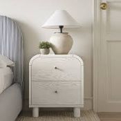 Boxed 2 Drawer Bedside Table, Washed White Ash RRP £159.99-D39.2 The bedside table features solid