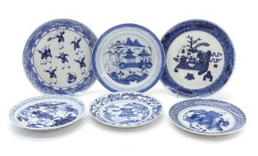 A collection of Chinese blue and white porcelain plates,