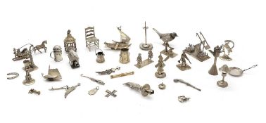 A collection of novelty miniature items,