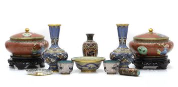 A collection of Chinese cloisonne items,