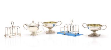 A pair of Edwardian silver and silver gilt salts,