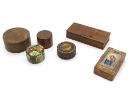A collection of snuff boxes,