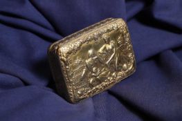 A George III silver gilt snuff box,