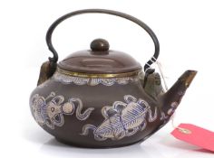 A Chinese Yixing teapot for the Thai market,