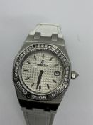 AUDEMARS PIGUET ROYAL OAK 33mm DIAMOND STAINLESS STEEL WATCH 