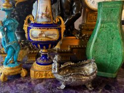 Art & Antiques.