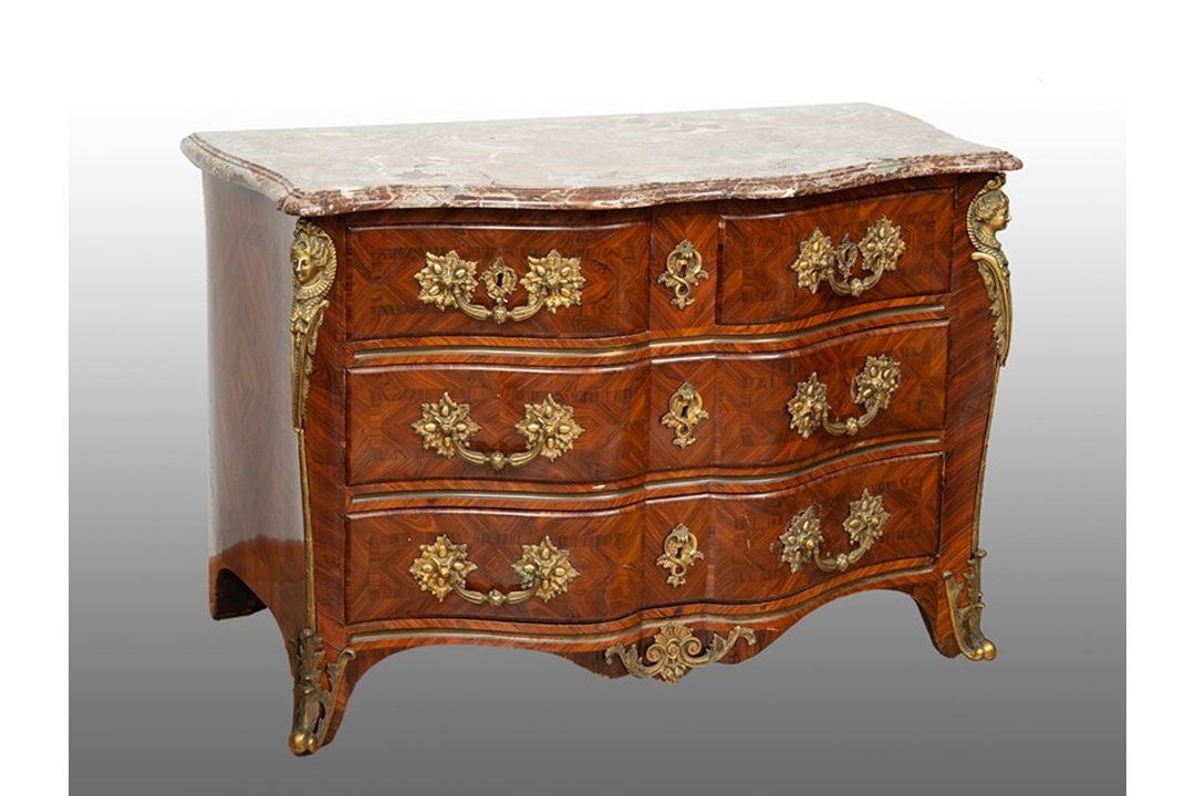 Tombeau chest of drawers in exotic wood. 18th century - Bild 1 aus 8