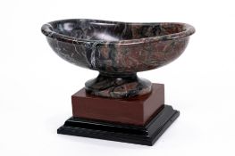 Centerpiece in Jasper marble