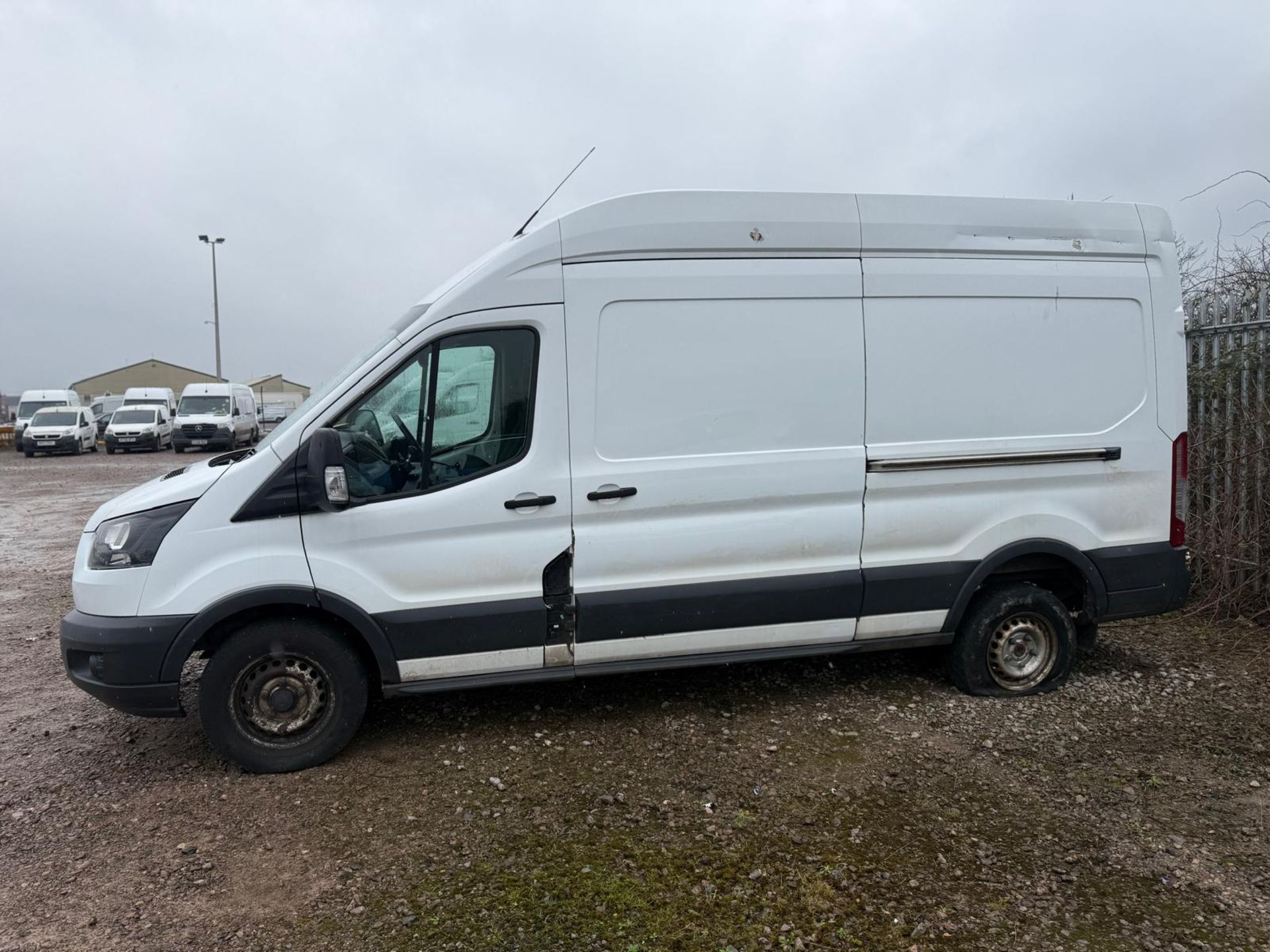 2017 17 FORD TRANSIT 350 PANEL VAN - 101K MILES - EURO 6 - 1 KEY - Image 3 of 7