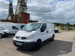 2009 09 RENAULT TRAFIC PANEL VAN - 145K MILES - ROOF RACKS