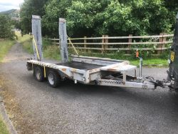 IFOR WILLIAMS GX106 PLANT TRAILER C/W HEAVY DUTY RAMPS.
