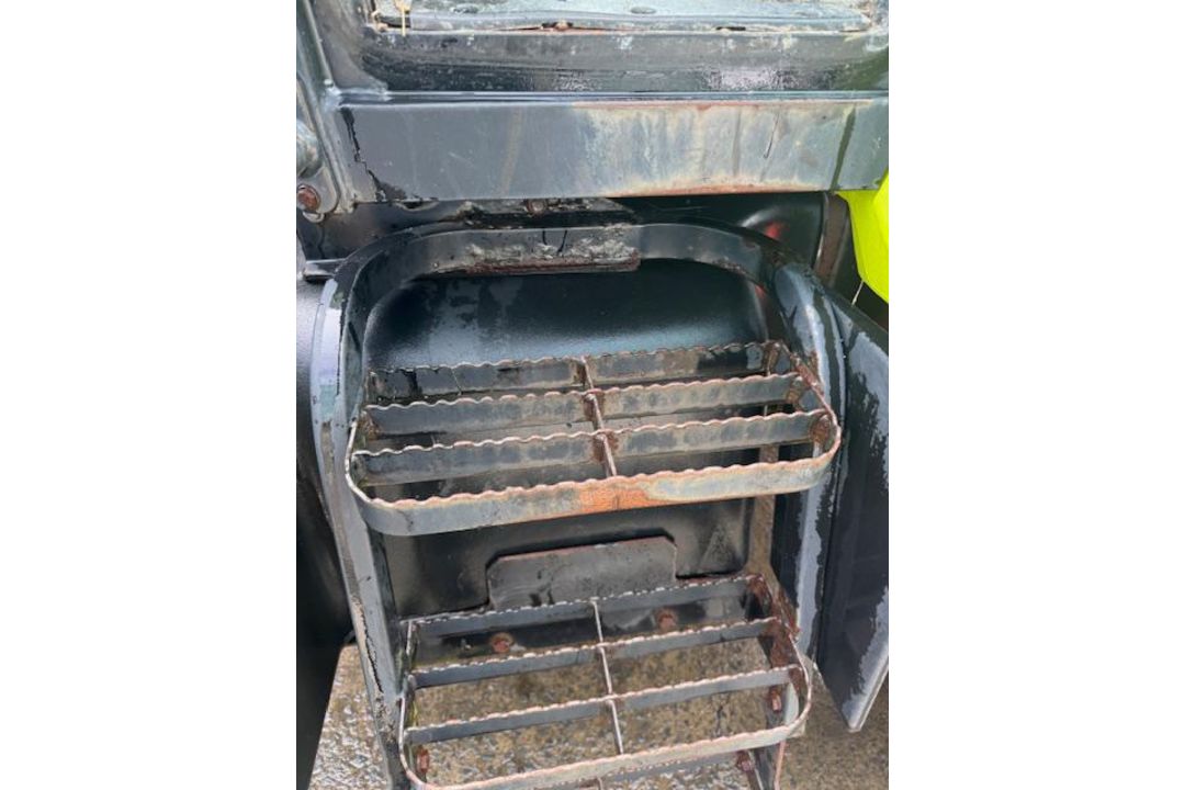 2010 CLAAS ARION 410 TRACTOR - LOW GENUINE HOURS - Image 11 of 11