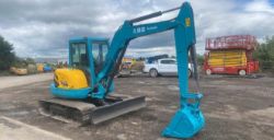KUBOTA KX161-3SZ MINI EXCAVATOR - RUNS AND DRIVES - 1726 HOURS