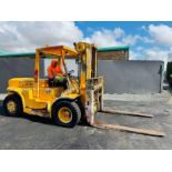 HYSTER CONTAINER SPEC FORKLIFT - C/W FORK POSITIONER - 4759 HOURS