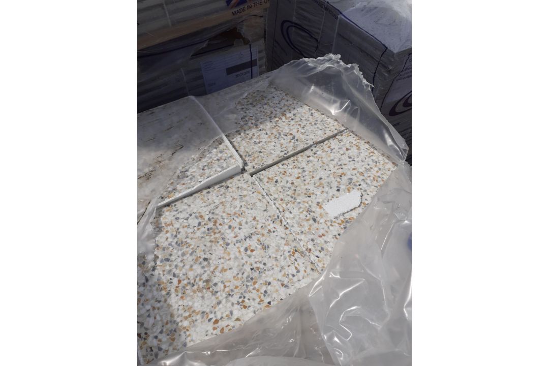 1 PALLET OF TERRAZZO FLOOR TILES - 24 SQ YRDS PER PALLET - RRP £1000 PER PALLET - Image 2 of 3