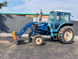FORD 6700 DUEL POWER TRACTOR*C/W BOMFORD B3517 JOYSTICK CONTROL LOADER*