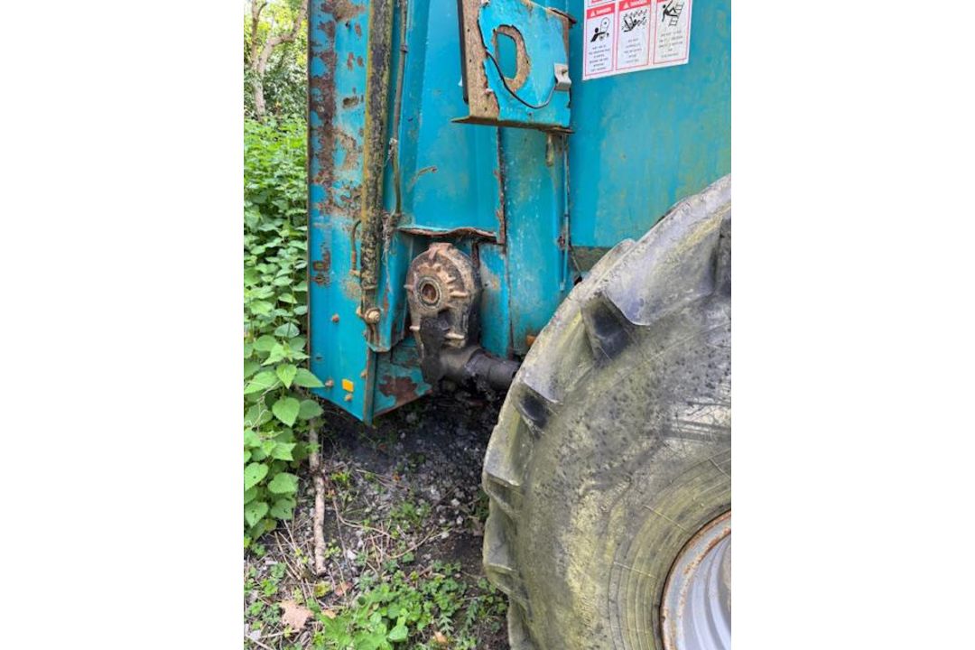 2012 ROLLAND V2-135 MUCK SPREADER - Image 6 of 8