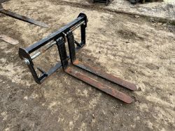 PALLET FORKS WITH FRAME - SLIDING PALLET FORKS
