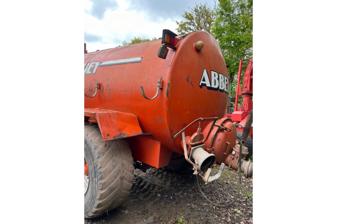 ABBEY 2000 GALLONS SLURRY TANKER - Image 6 of 8