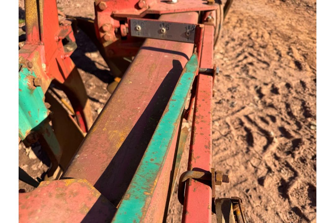 2009 KVERNELAND ES100-200 REVERSIBLE PLOUGH - AUTO RESET - Image 4 of 10