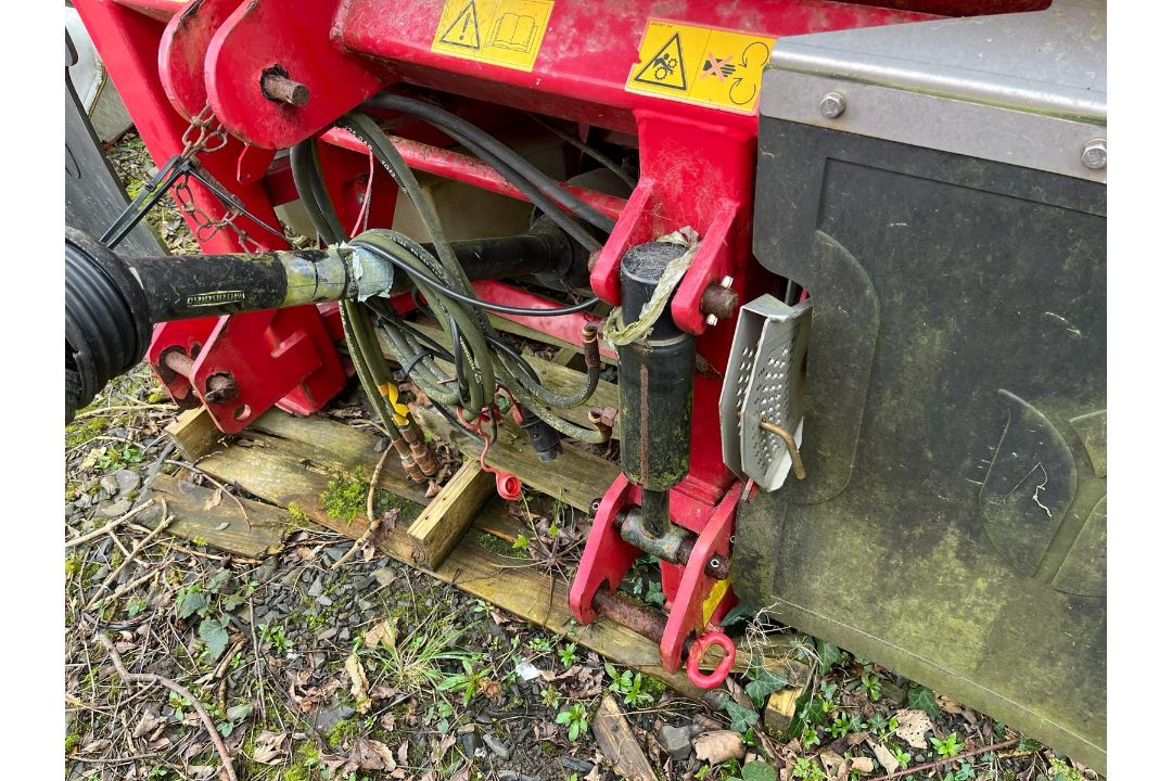 TEAGEL SX3000 FERTILISER SPREADER - Image 3 of 5