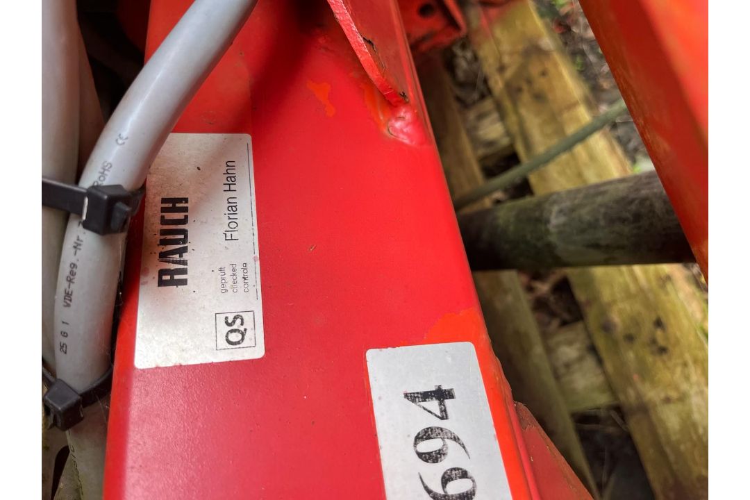 2012 KUHN 40.1 W FERTILISER SPREADER - Image 8 of 8