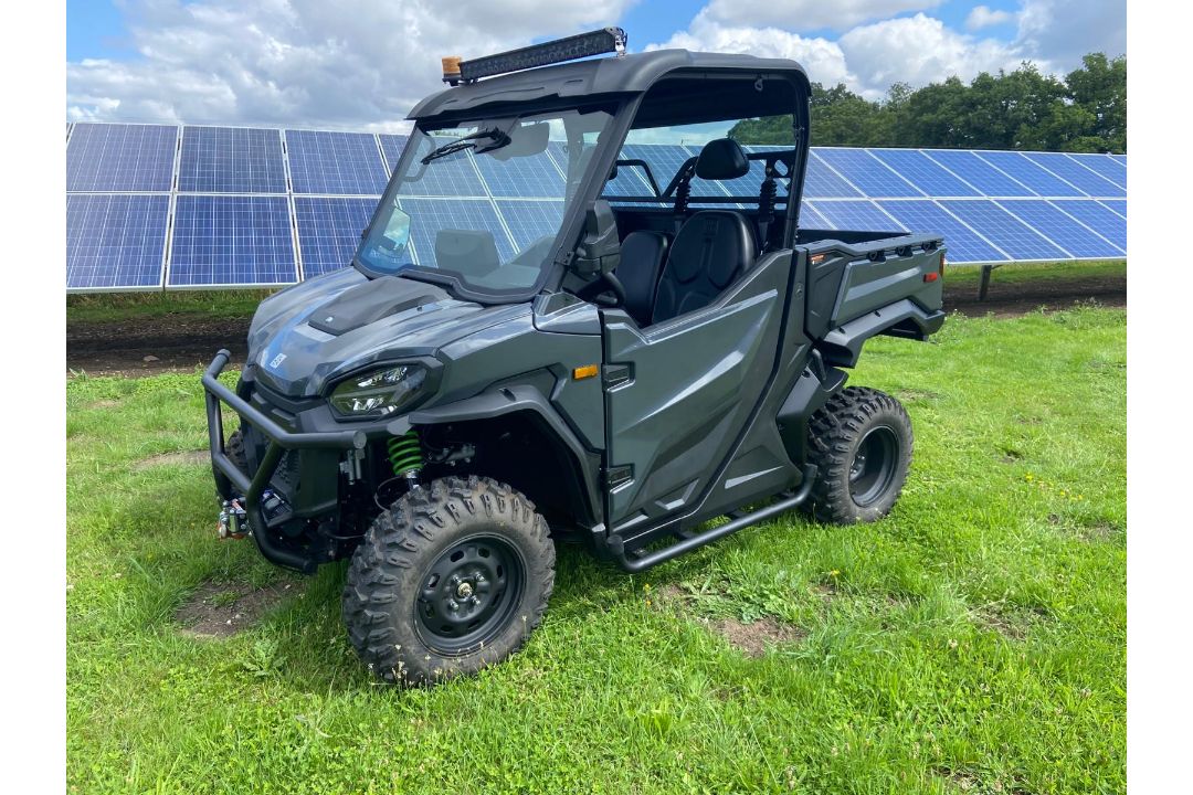 2024 BRAND NEW VOLCON HF1 ELECTRIC 4X4 UTV (EX DISPLAY) - DARK GREY - Image 2 of 19