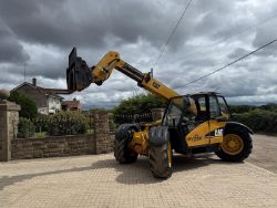 54 REG CATERPILLAR TH220B 4WD 2.8 TON 6MTR TELESCOPIC TELEHANDLER WITH BUCKET AND PALLET FORKS