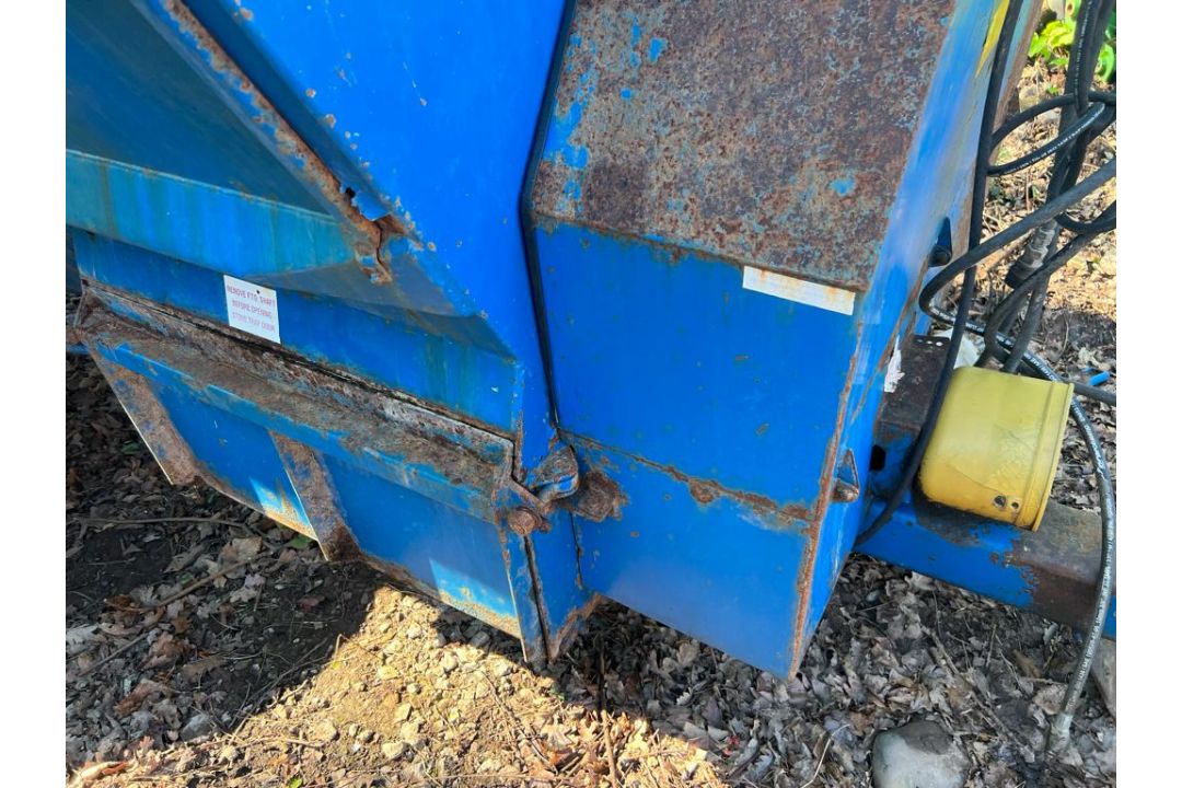 WEST 1600 SIDE MUCK SPREADER - Image 5 of 6