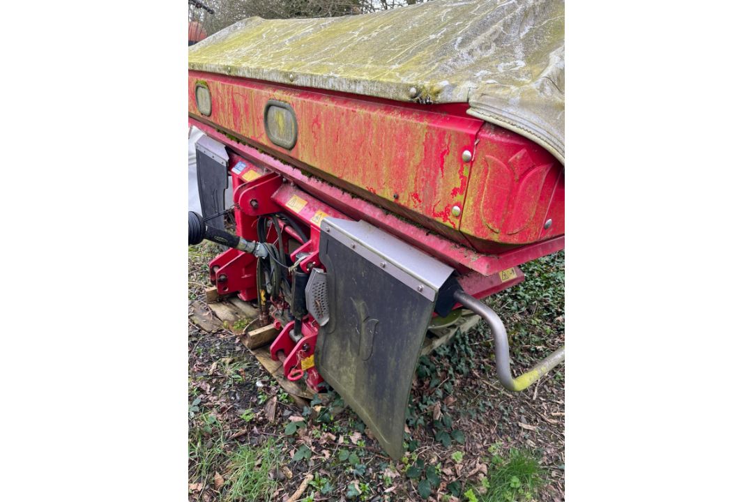 TEAGEL SX3000 FERTILISER SPREADER - Image 2 of 5