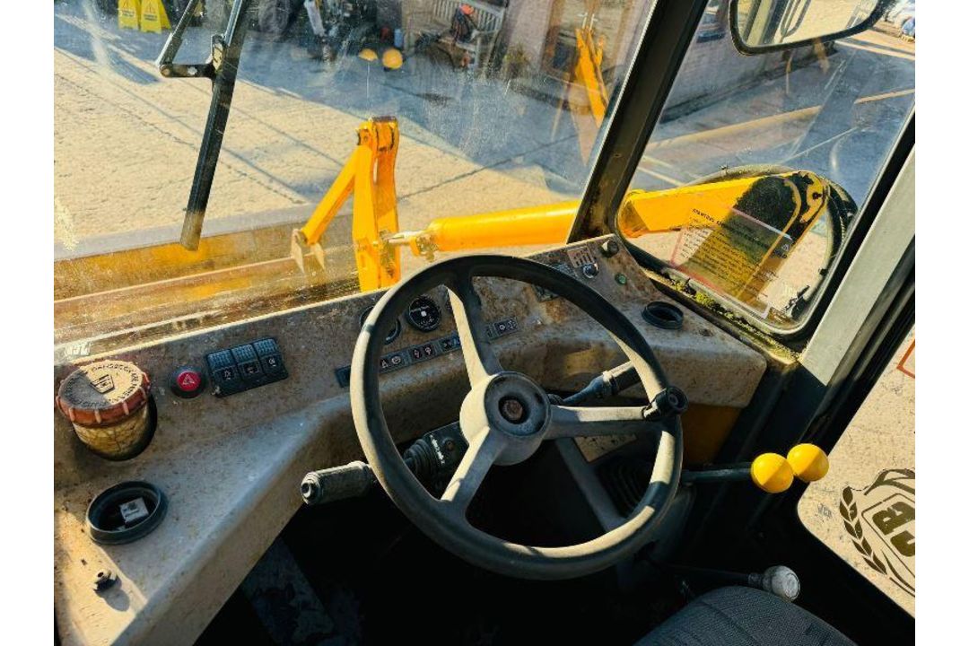 JCB 412 4WD LOADING SHOVEL C/W PERKINS ENGINE & BRAND NEW BUCKET - 10825 HOURS - Image 15 of 16