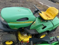 JOHN DEERE LR135 RIDE ON MOWER