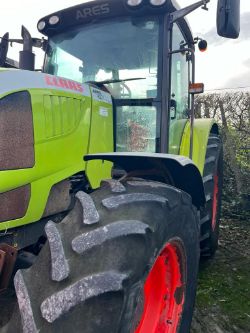 2009 CLAAS AREA 557 ATX TRACTOR