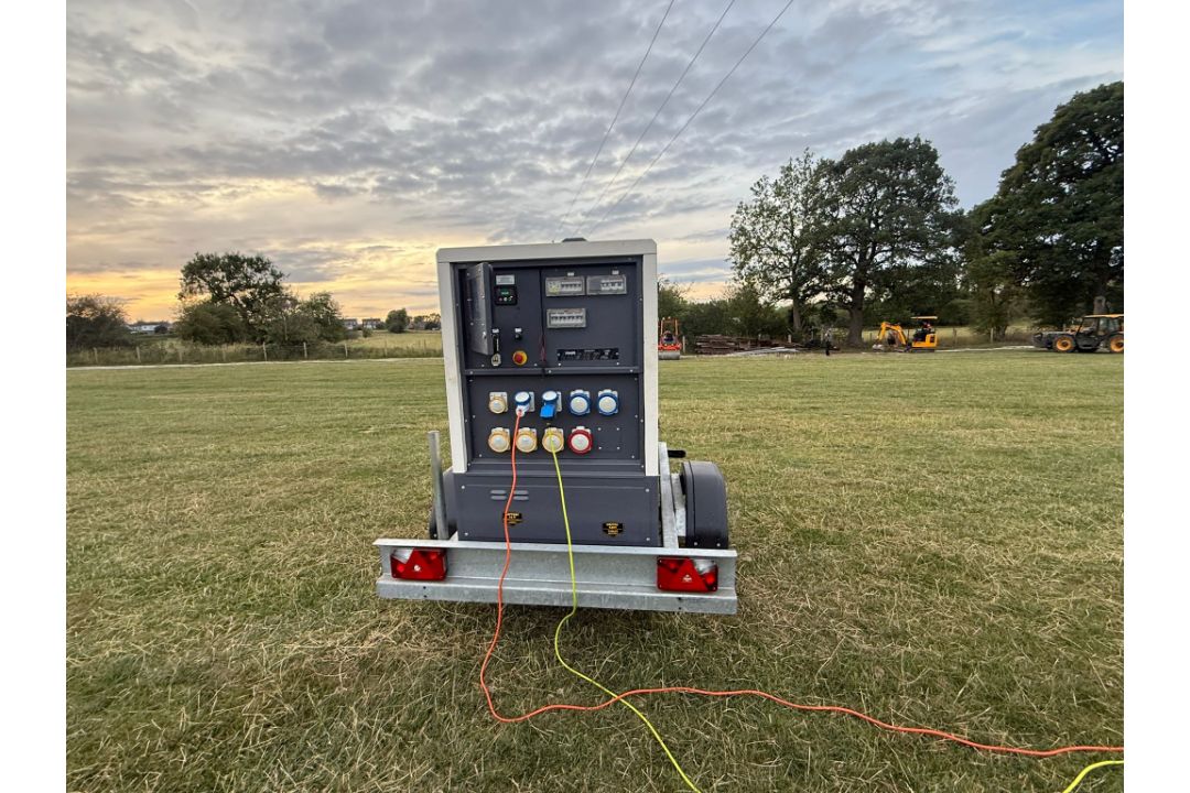MHM GE-22-SSY 20KVA DIESEL GENERATOR WITH KNOTTS SINGLE AXLE TRAILER - Image 5 of 17