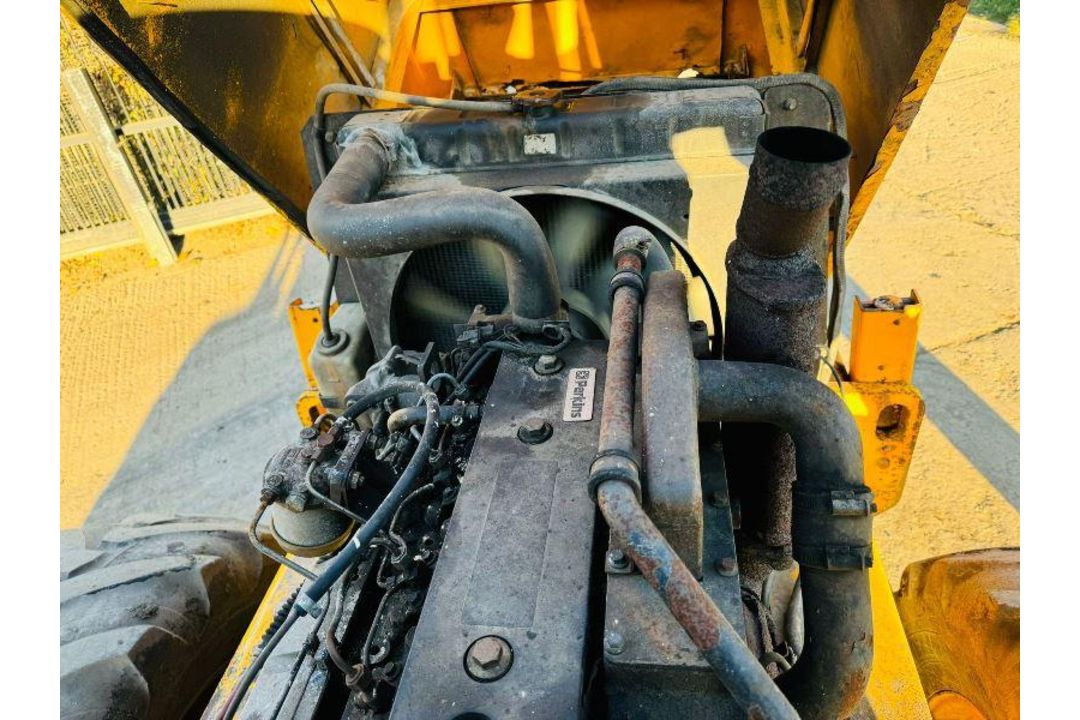 JCB 412 4WD LOADING SHOVEL C/W PERKINS ENGINE & BRAND NEW BUCKET - 10825 HOURS - Image 11 of 16