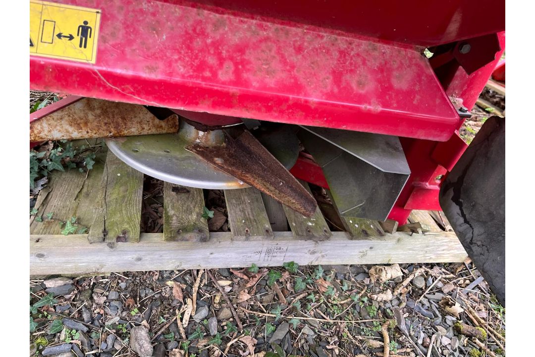 TEAGEL SX3000 FERTILISER SPREADER - Image 5 of 5