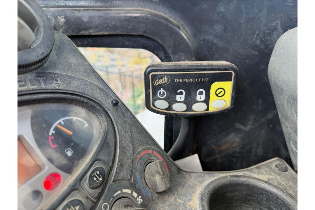 2019 BOBCAT E45 MIDI EXCAVATOR - RUNS AND DRIVES - 2484 HOURS - Image 17 of 22
