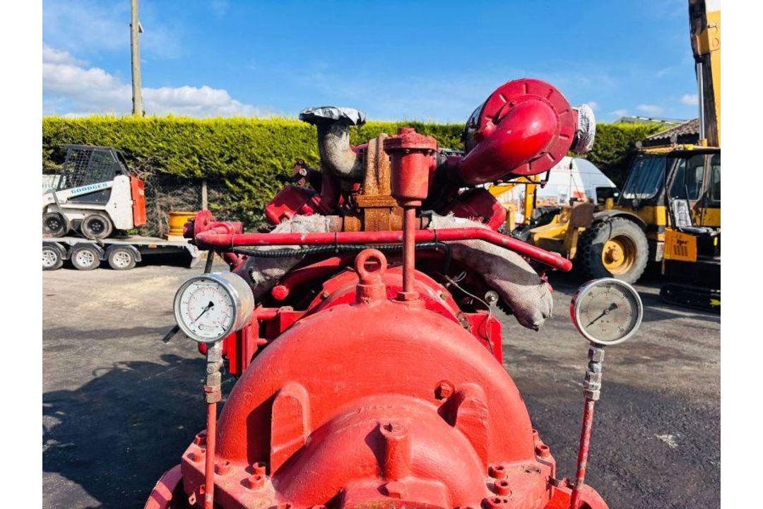 SPP 10 INCH WATERPUMP *C/W V8 ENGINE* - Image 5 of 10