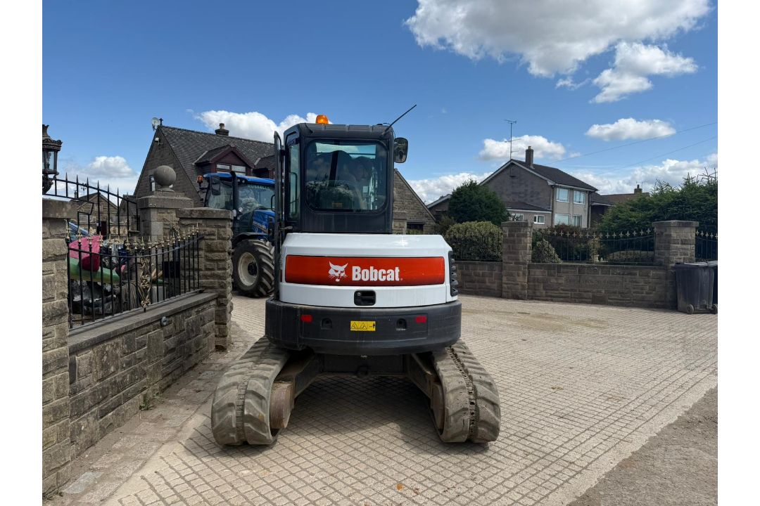 2019 BOBCAT E45 MIDI EXCAVATOR - RUNS AND DRIVES - 2484 HOURS - Image 10 of 22