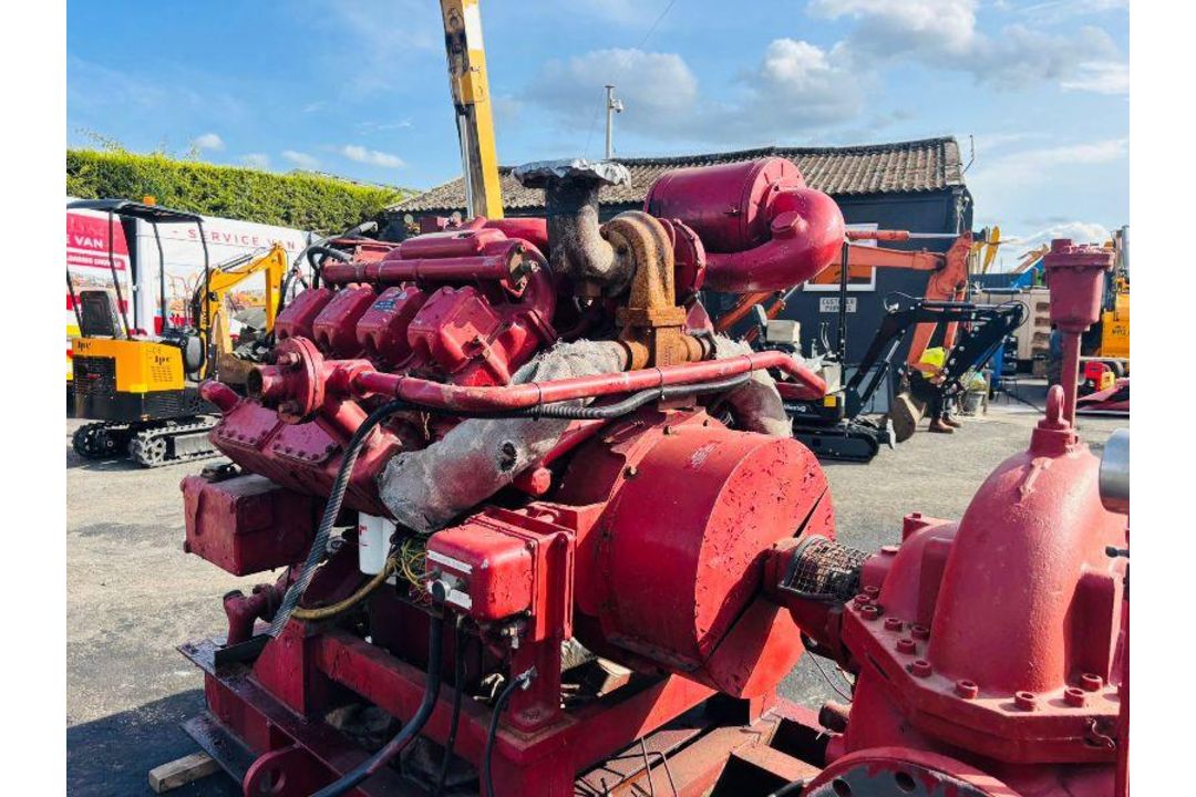 SPP 10 INCH WATERPUMP *C/W V8 ENGINE* - Image 3 of 10