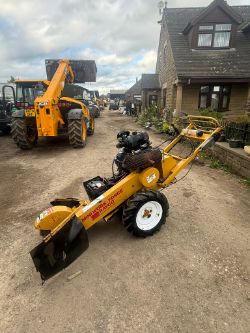 RAYCO SELF PROPELLED STUMP GRINDER