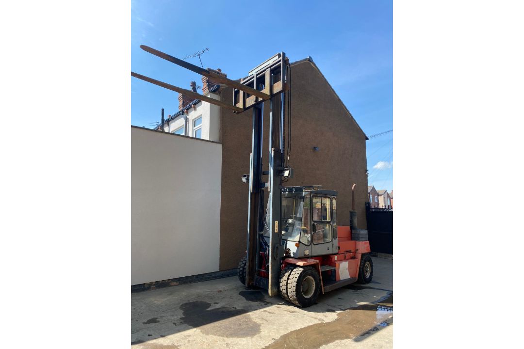 KALMAR DCD 90-6L FORKLIFT - PERKINS ENGINE - 3940 HOURS - Image 8 of 8