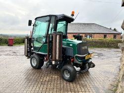 2009/58 HAYTER T424 4WD 5 GANG RIDE ON CYLINDER MOWER- 2104 HOURS