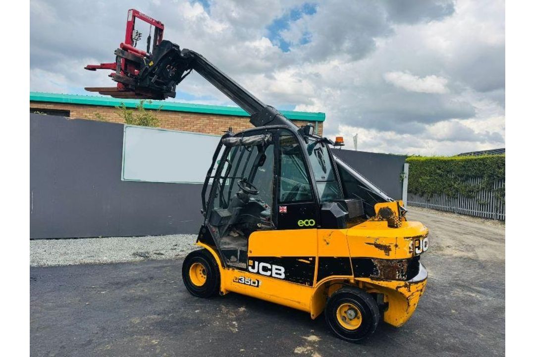 JCB 35D TELETRUK*YEAR 2017* C/W HYDRAULIC BAIL GRAB* - Image 4 of 13